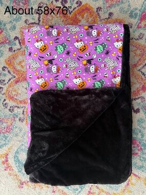 Halloween Hello Kitty bamboo blanket